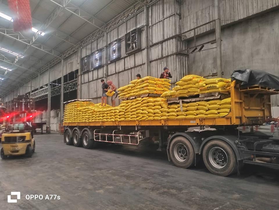 รถเทรลเลอร์โลวเบท